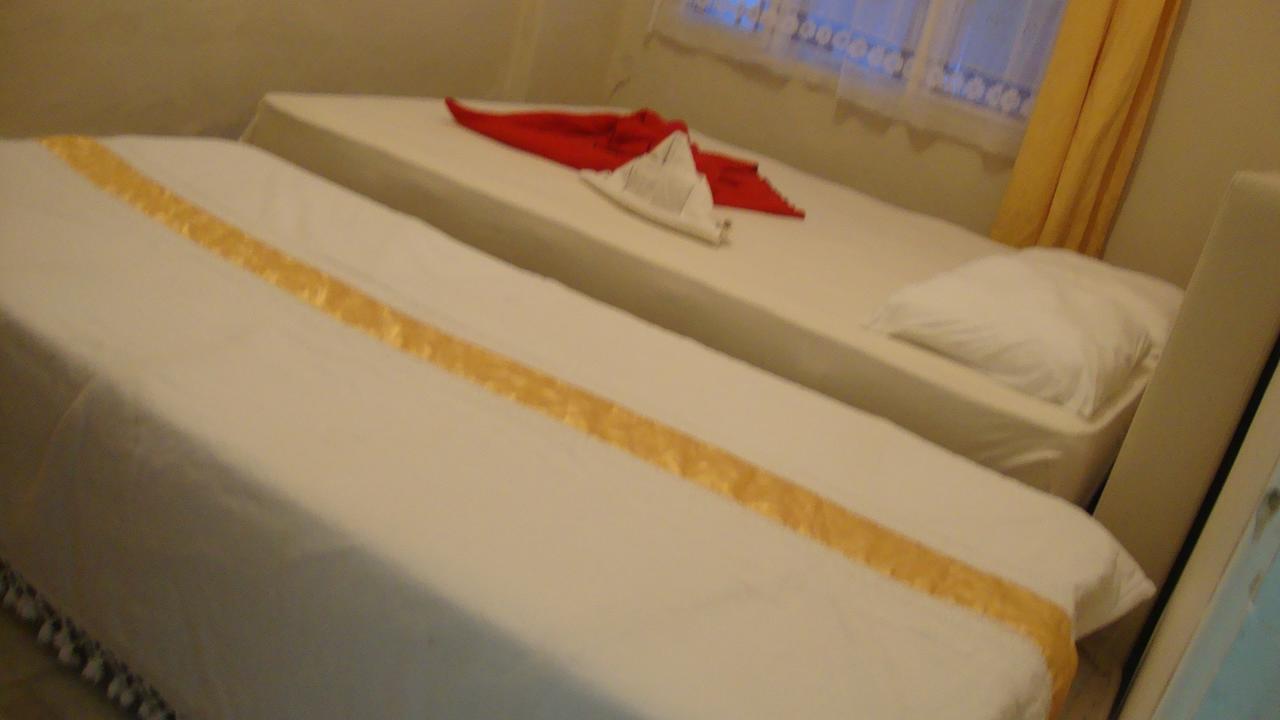 Degerli Motel Seferihisar Eksteriør billede